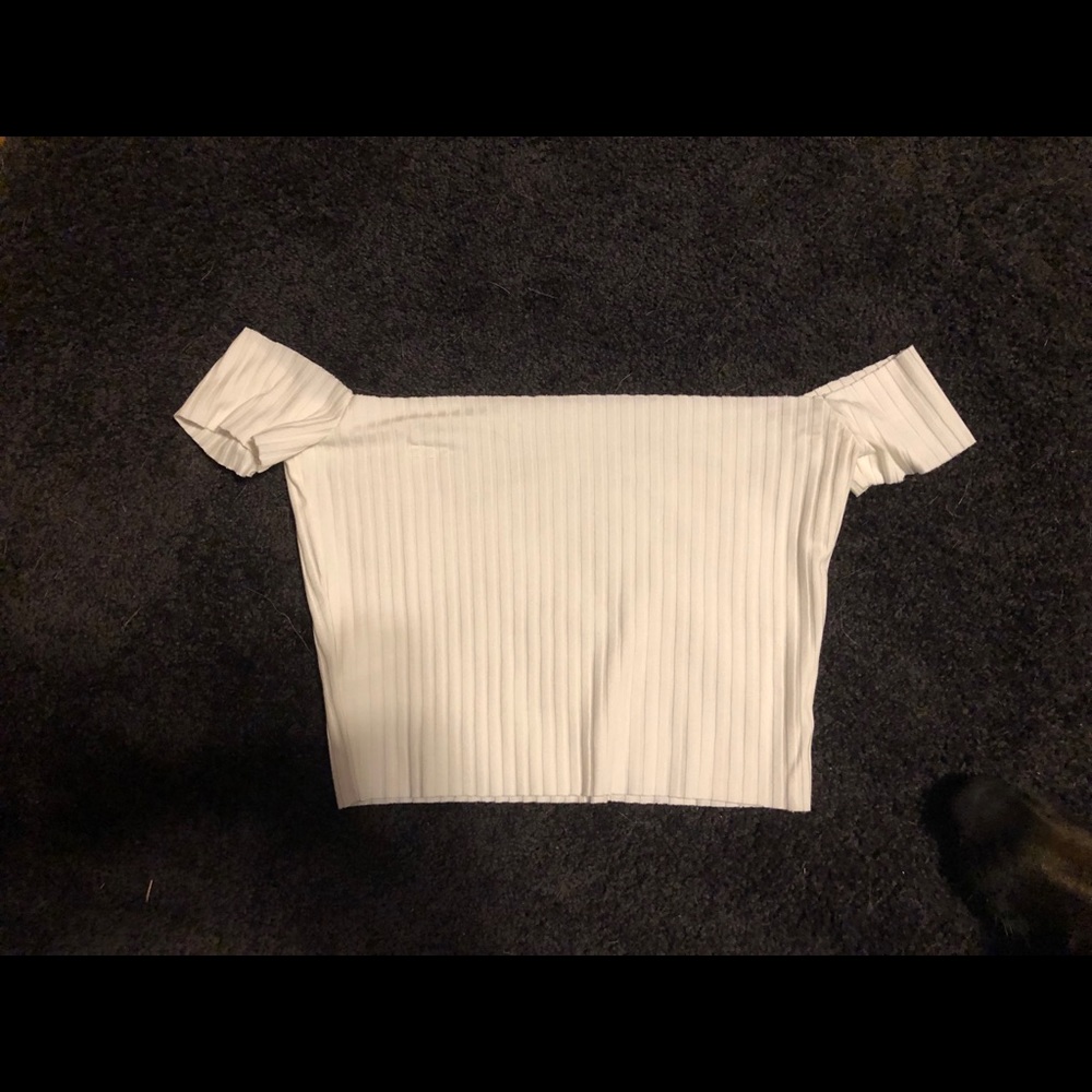 Ribbed off the shoulder crop top